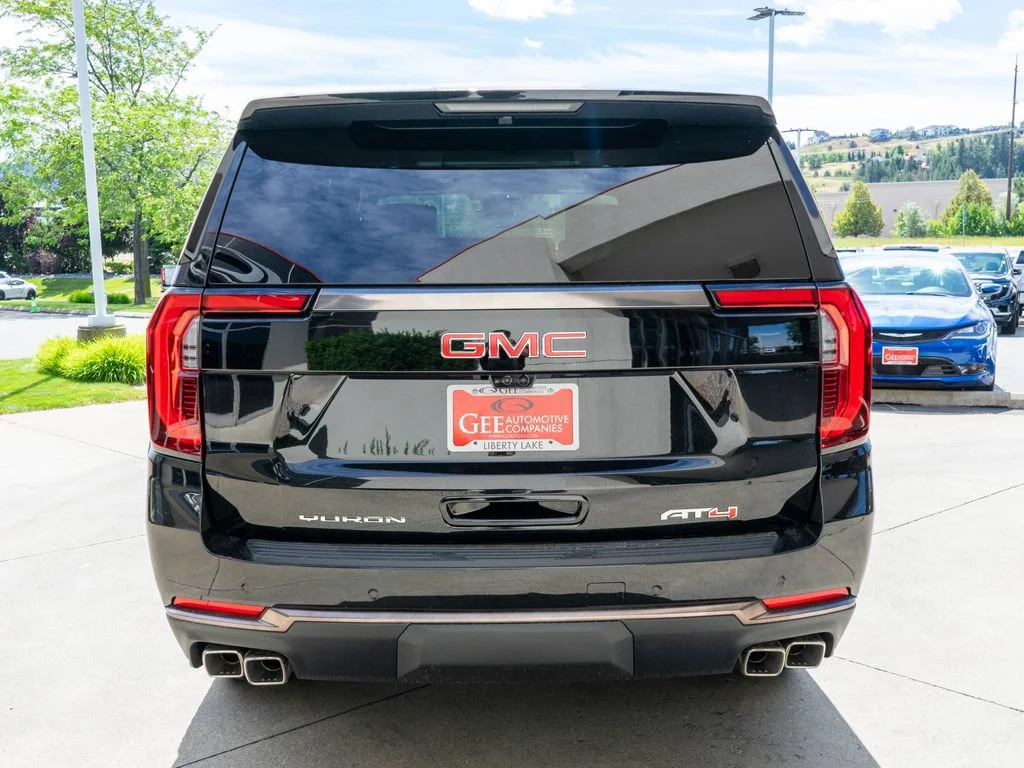 New 2026 Onyx Black GMC AT4 Ultimate image 6