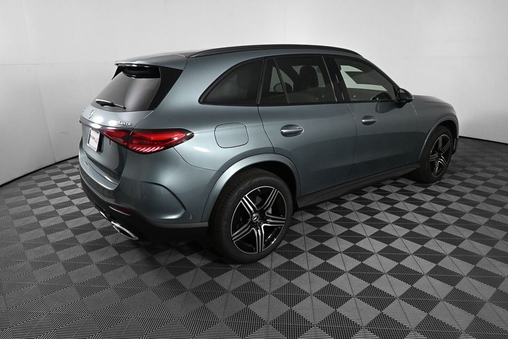 New 2026 Verde Silver Metallic Mercedes-Benz GLC 300 image 26