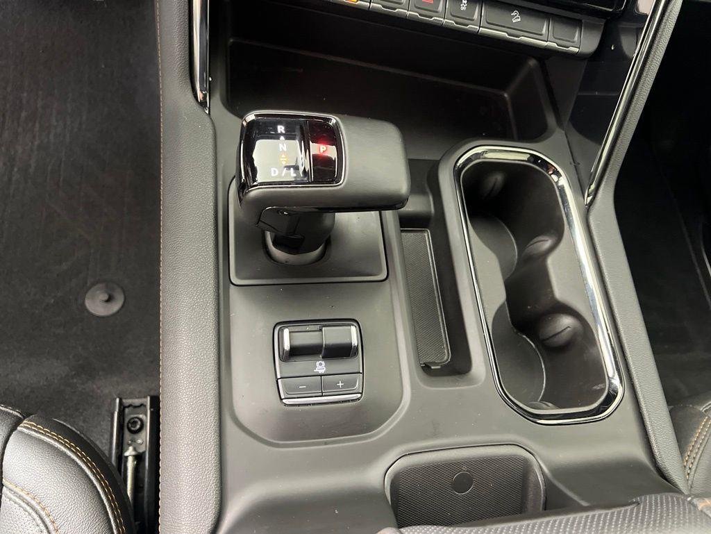 Used 2023 Titanium GMC AT4 image 21