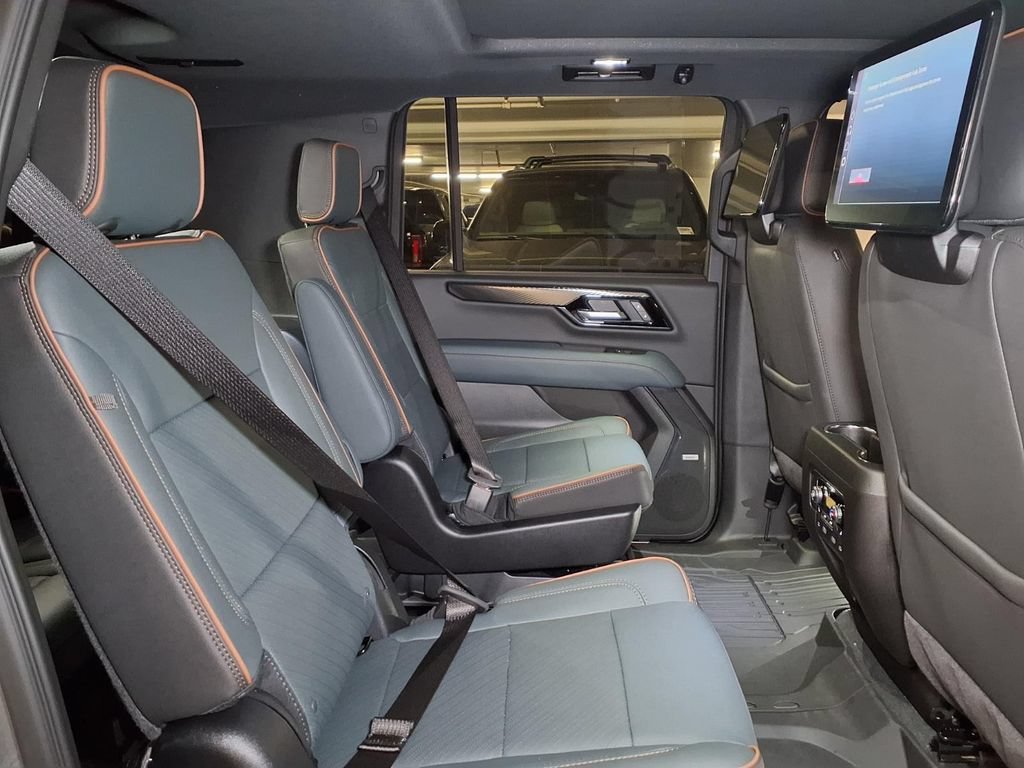 2026 GMC Yukon XL AT4 - Photo 7