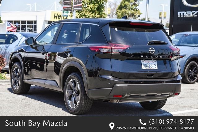 2025 Nissan Rogue SV - Photo 6