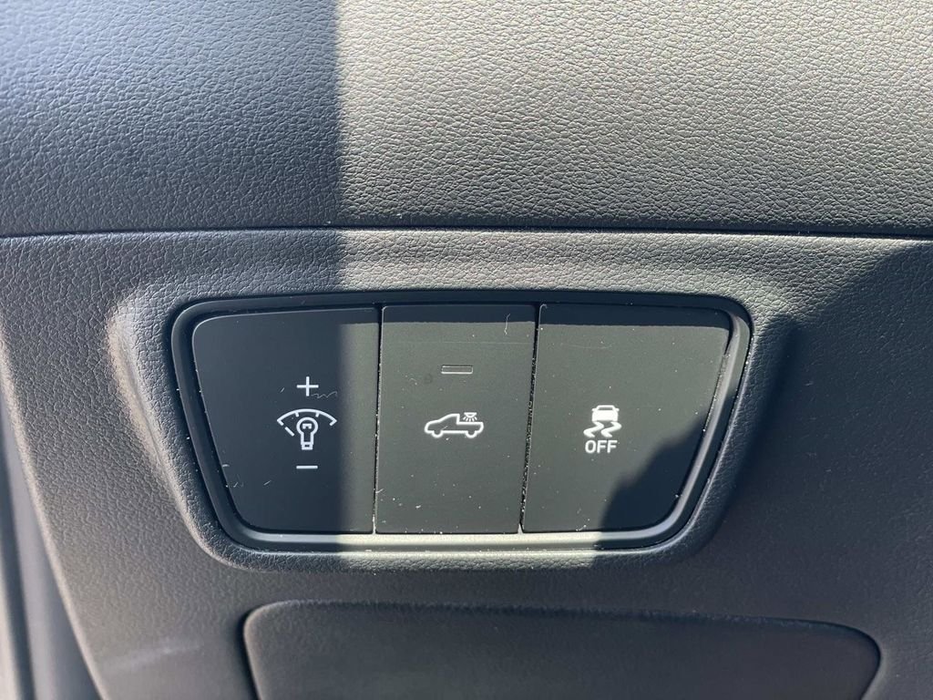 2023 Hyundai Santa Cruz SEL - Photo 17
