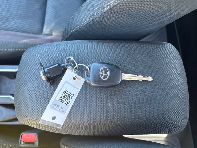 Used 2017 Black Sand Pearl Toyota L image 28