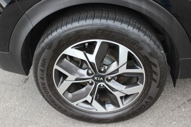 Used 2022 Red Kia EX image 36