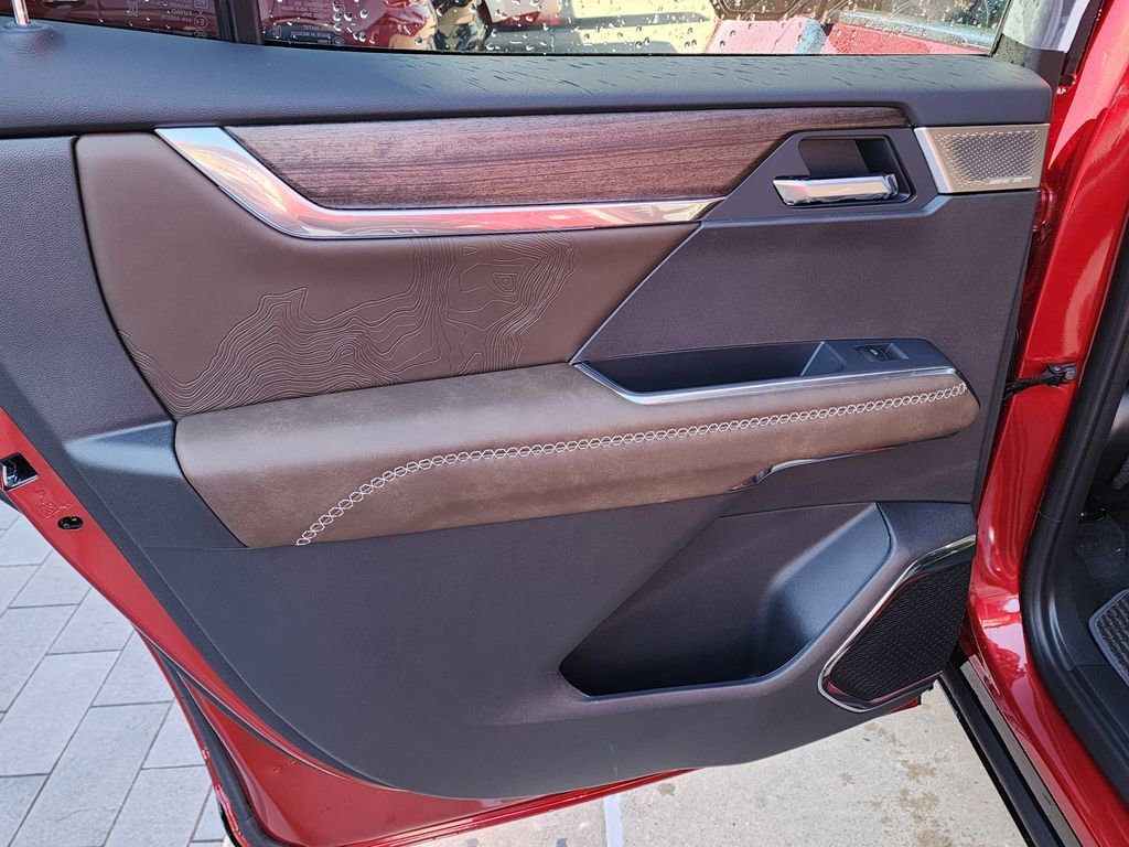 2026 GMC Acadia Denali Ultimate - Photo 47
