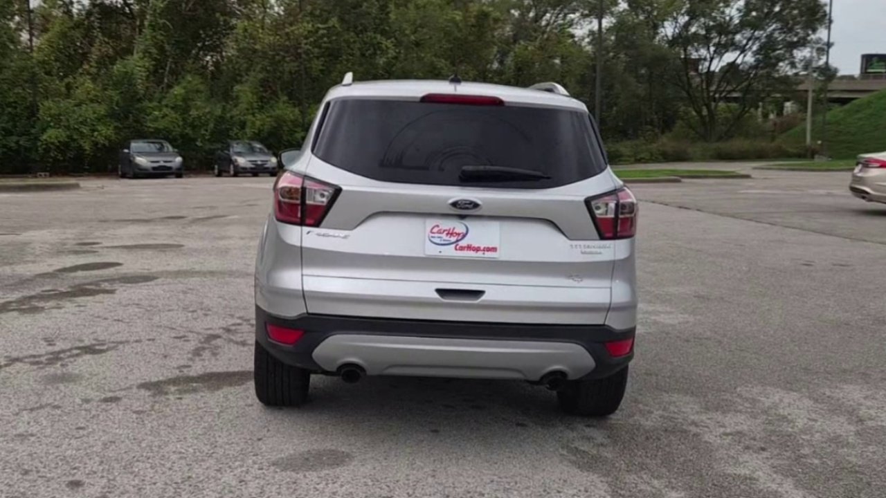 2017 Ford Escape Titanium photo 2