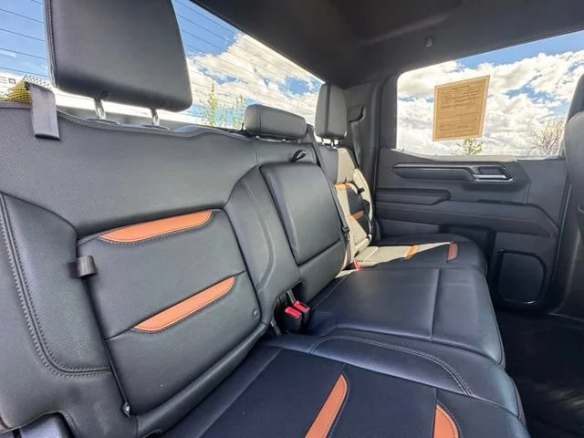 Certified Used 2023 DYNAMIC BLUE METALLIC GMC AT4 image 25