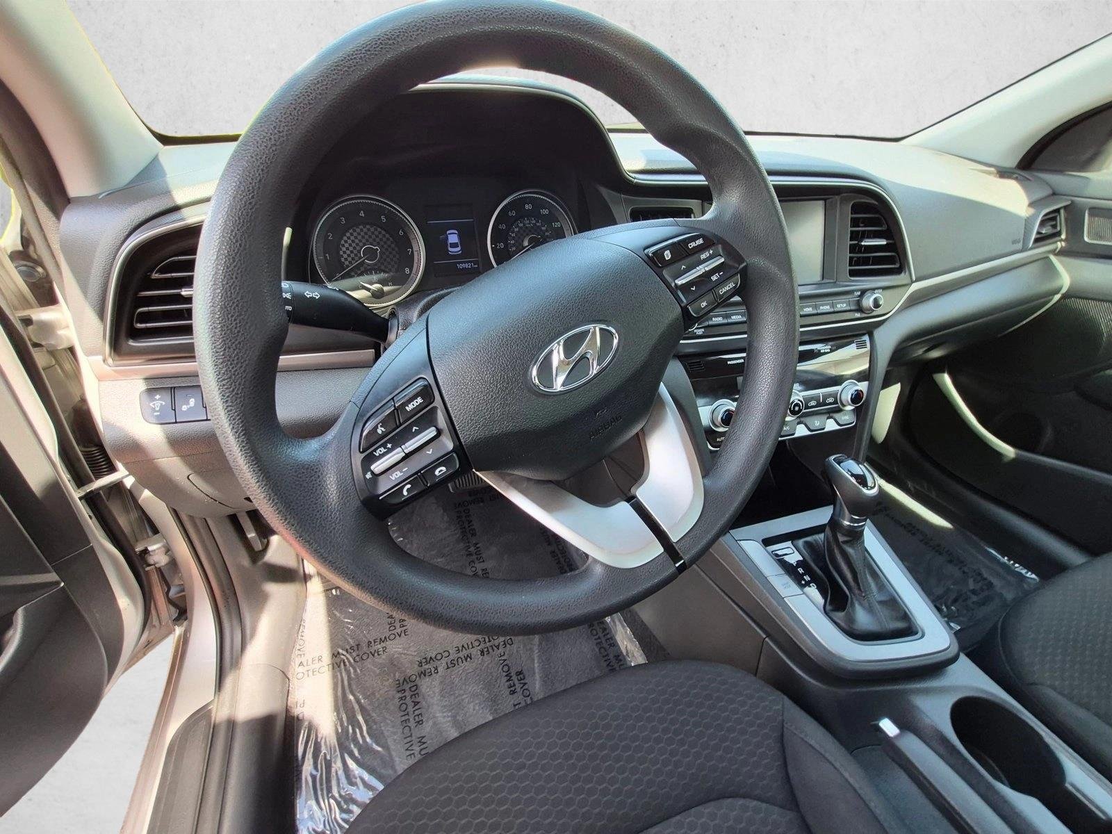 Used 2020 Stellar Silver Hyundai SEL image 10