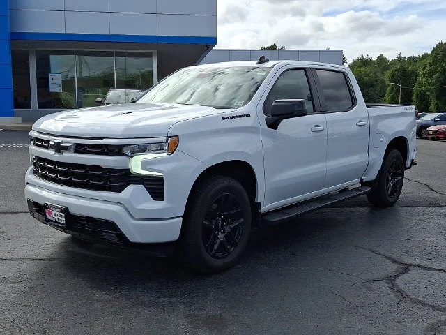 Used 2026 White Chevrolet RST image 4