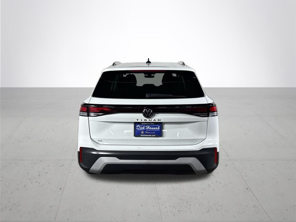 Certified Used 2025 Pure White Volkswagen 2.0T SE image 9