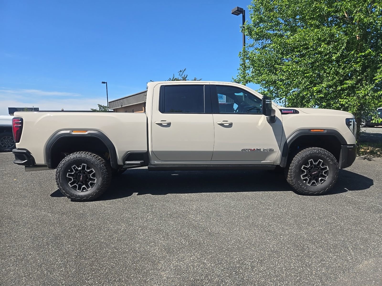2026 GMC Sierra 2500HD AT4X - Photo 8