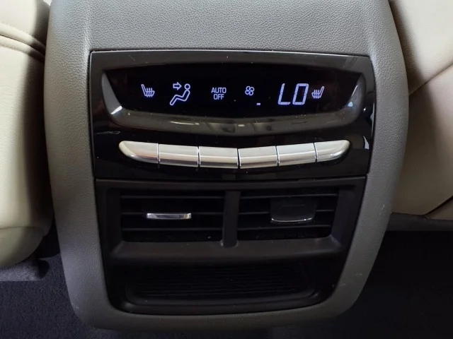 Used 2022 CRYSTAL WHITE TRICOAT Cadillac FWD Premium Luxury image 12