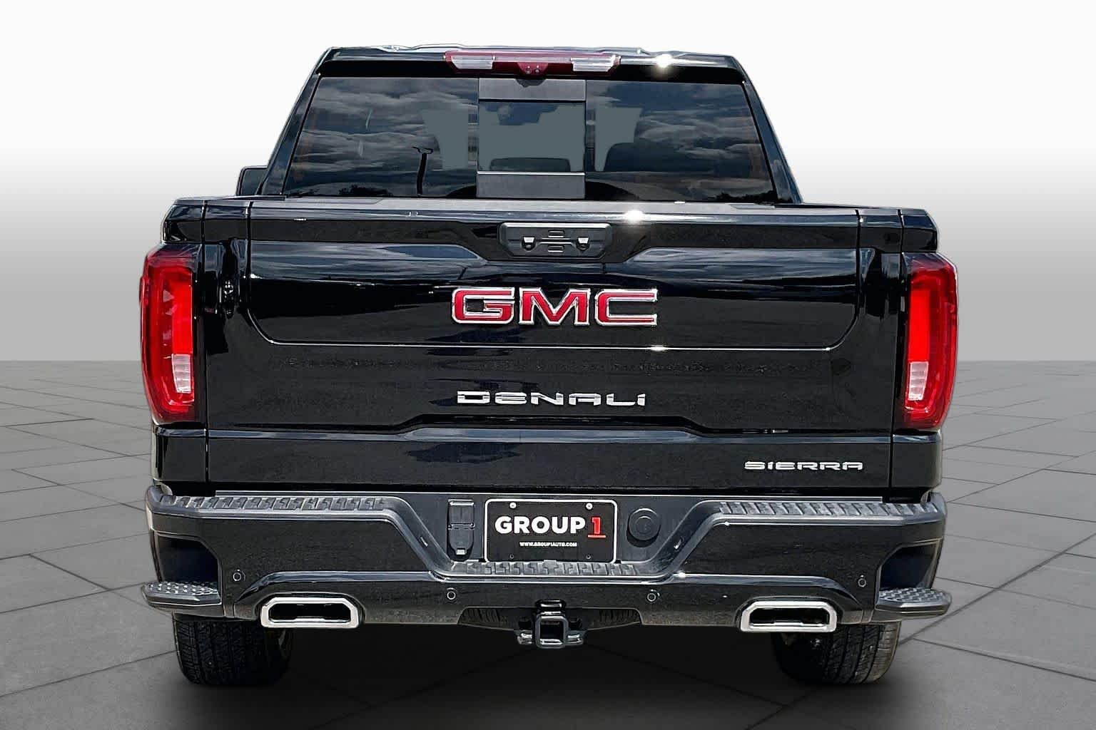 Used 2026 Onyx Black GMC Denali image 5