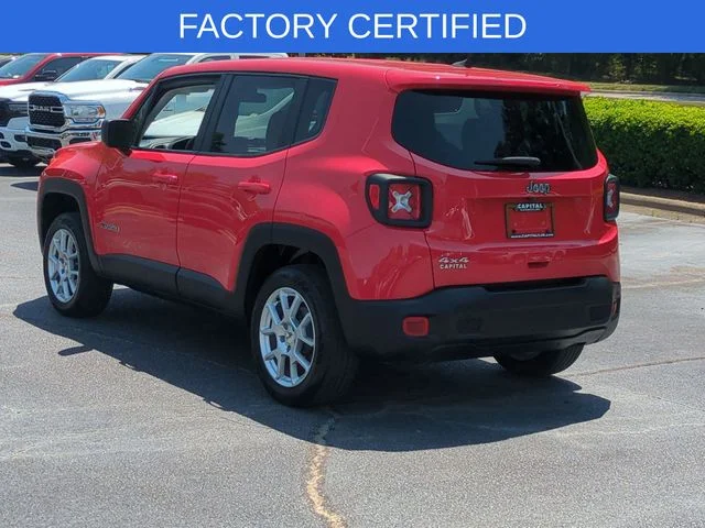 Used 2023 Red Jeep Latitude image 3