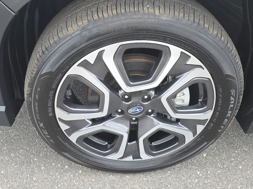 2025 Subaru Ascent Limited - Photo 34