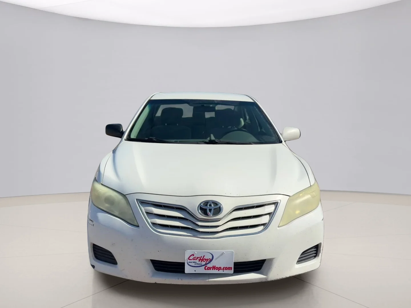 Used 2010 White Toyota SE image 8