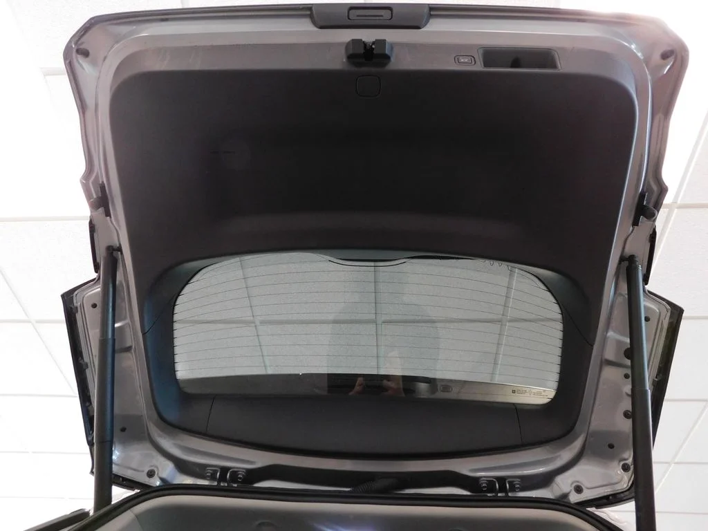 Used 2023 Sterling GMC SLT image 41