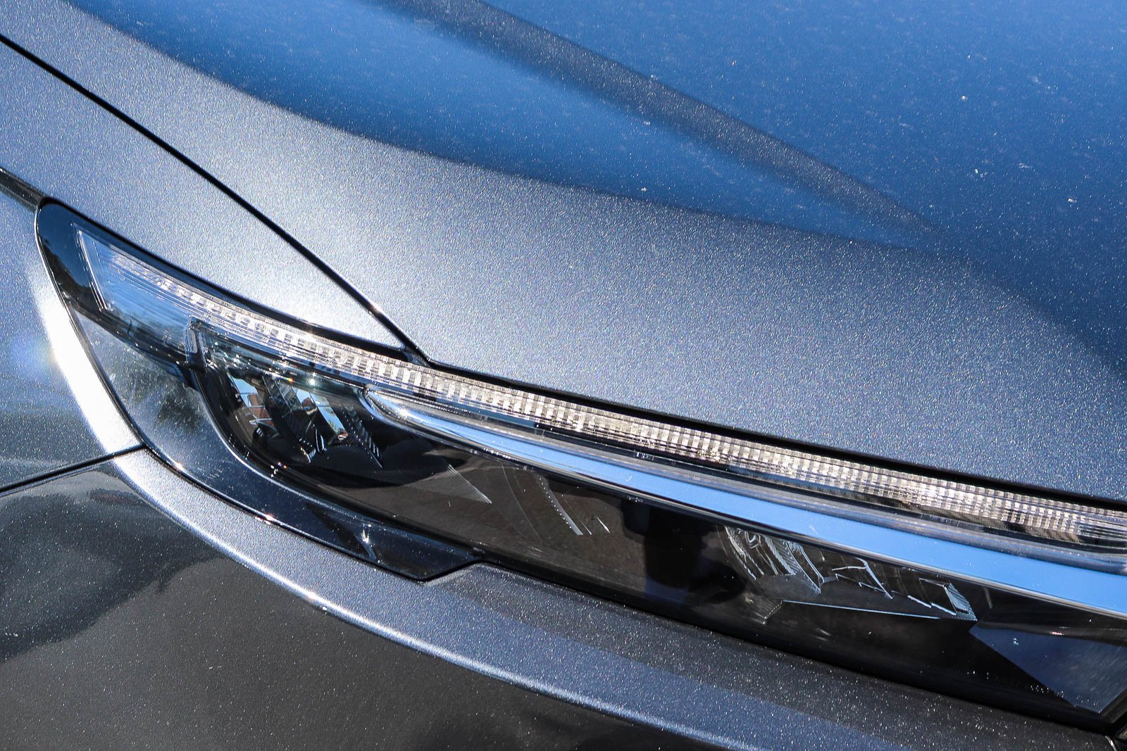 Used 2025 Meteorite Gray Metallic Honda EX-L image 23