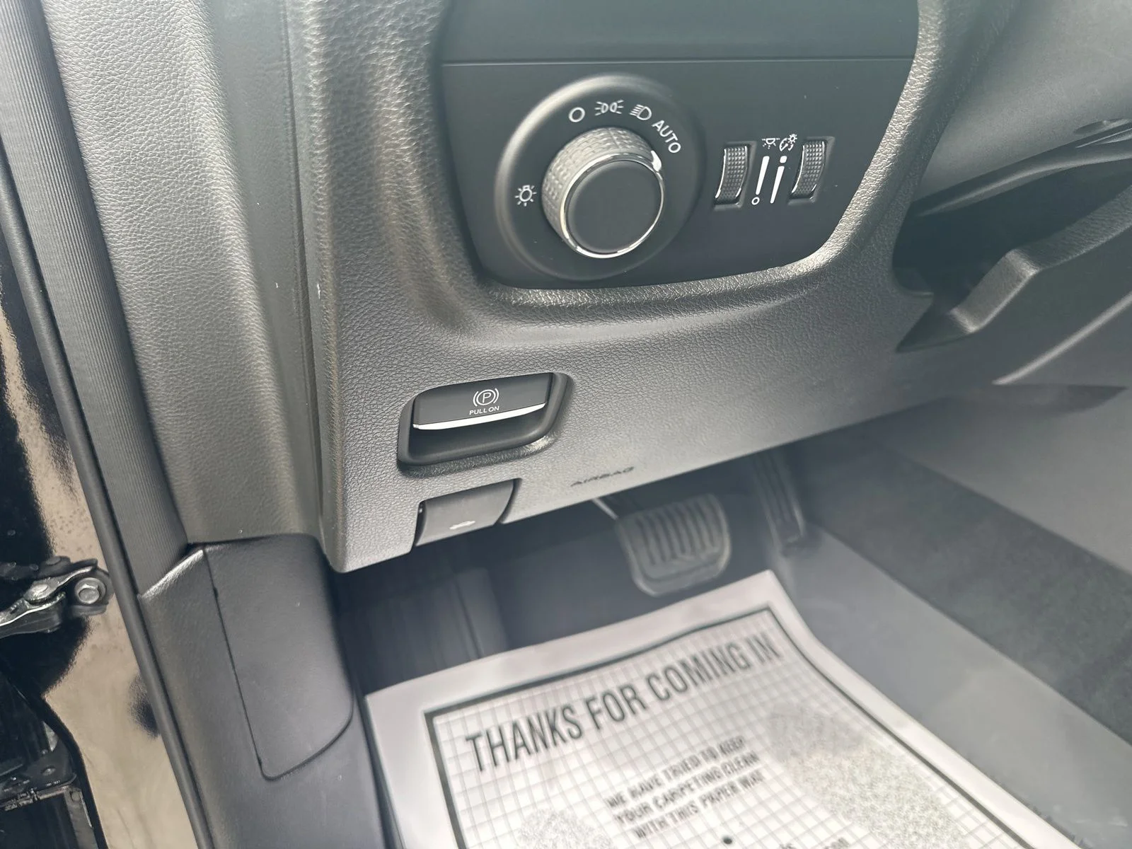Used 2024 Black Jeep Laredo image 13