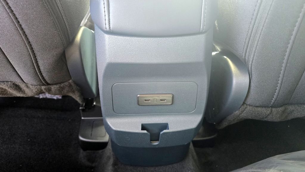New 2026 Oxford White Ford XL image 25