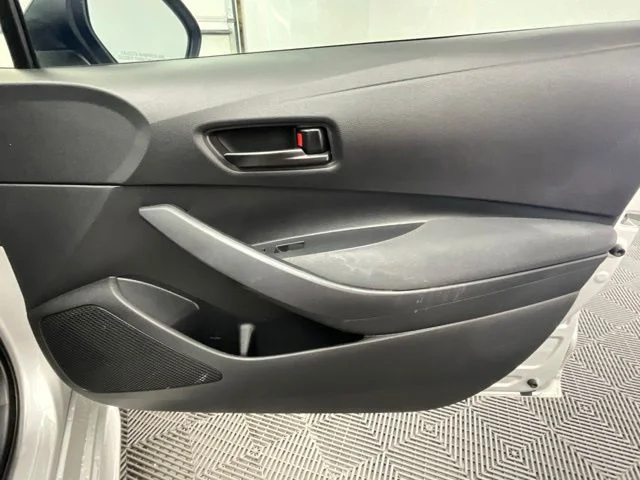 2023 Toyota Corolla LE - Photo 15