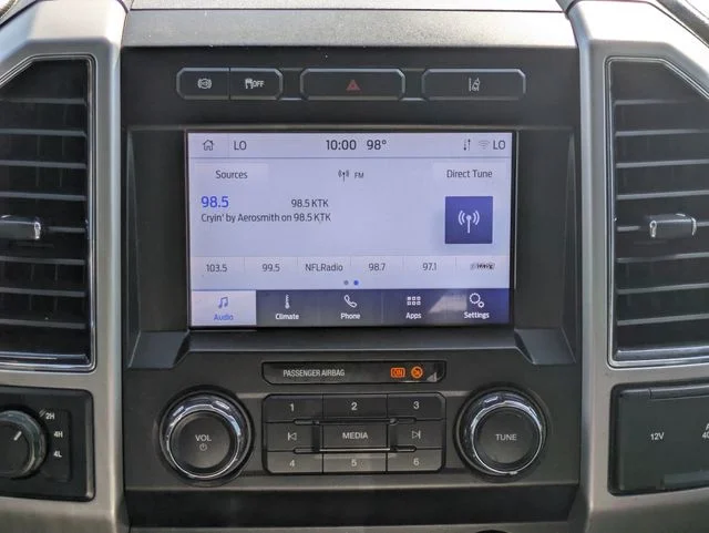 Used 2020 Black Metallic Ford Lariat image 18