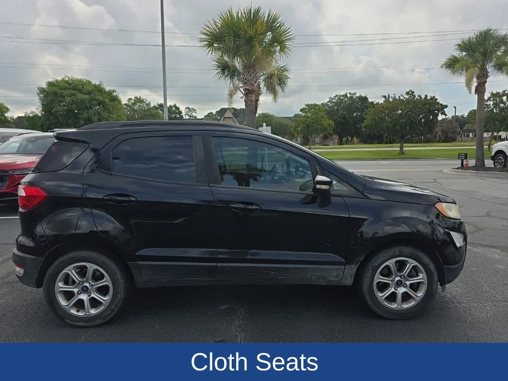 Used 2019 Shadow Black Ford SE image 2