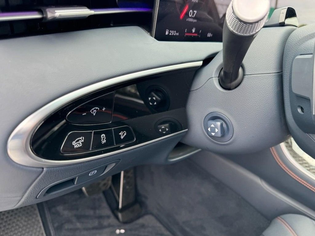 2026 GENESIS GV70 Sport Prestige - Photo 17