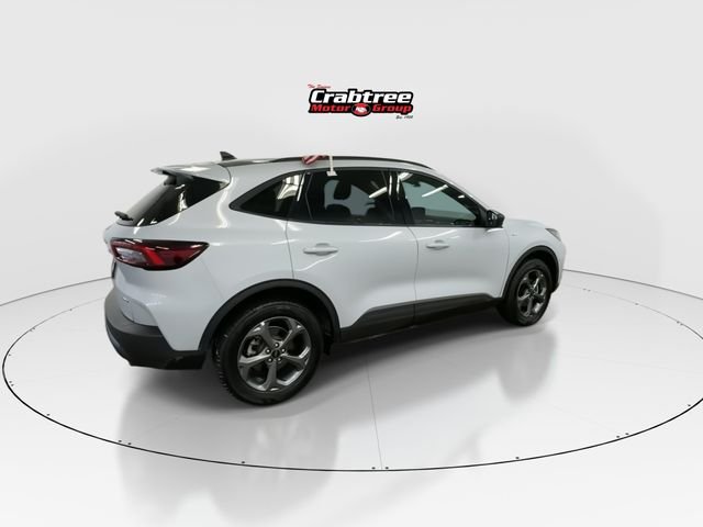 Used 2025 Silver Ford ST-Line image 8