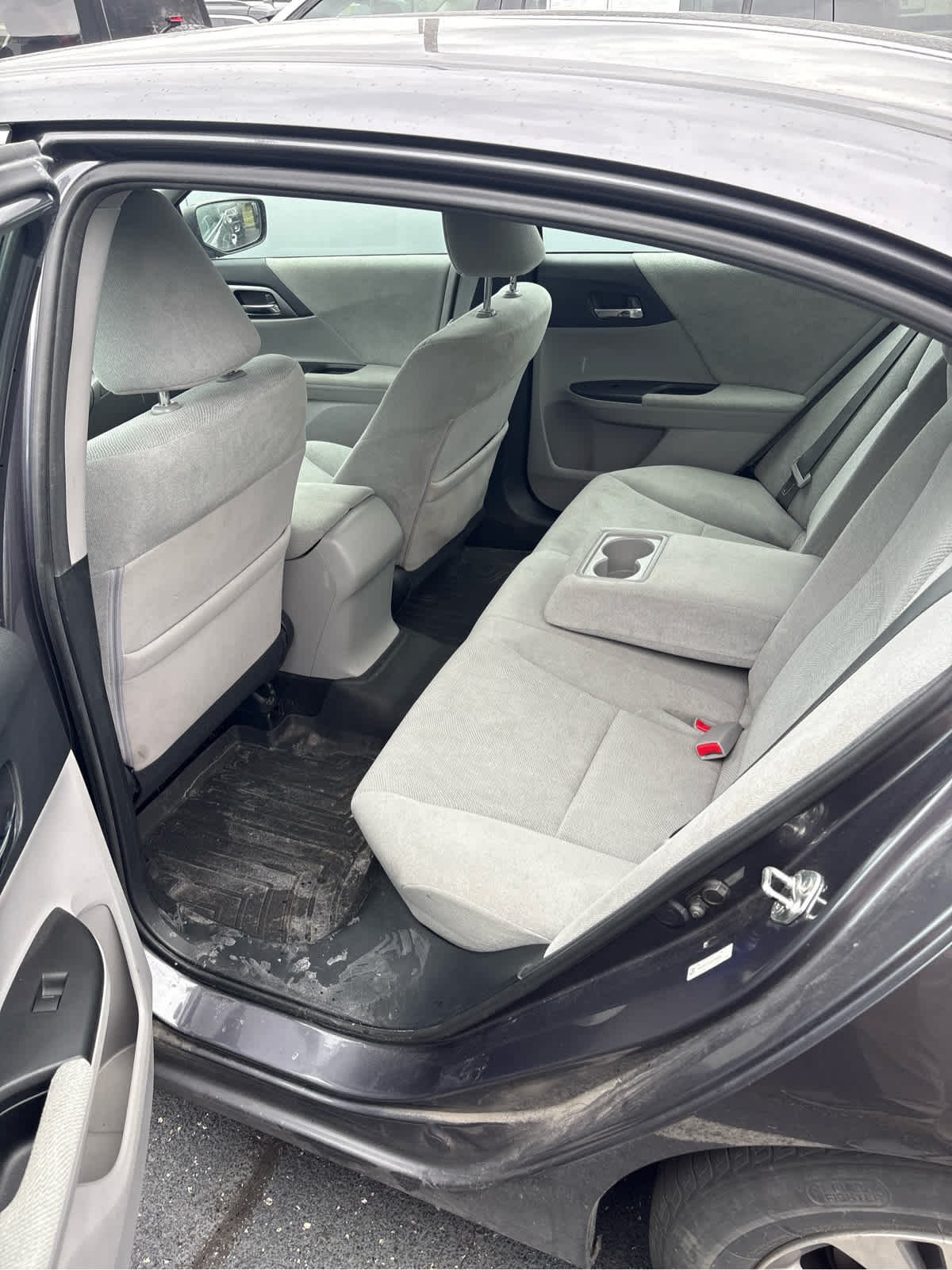 Used 2013  Honda LX image 4