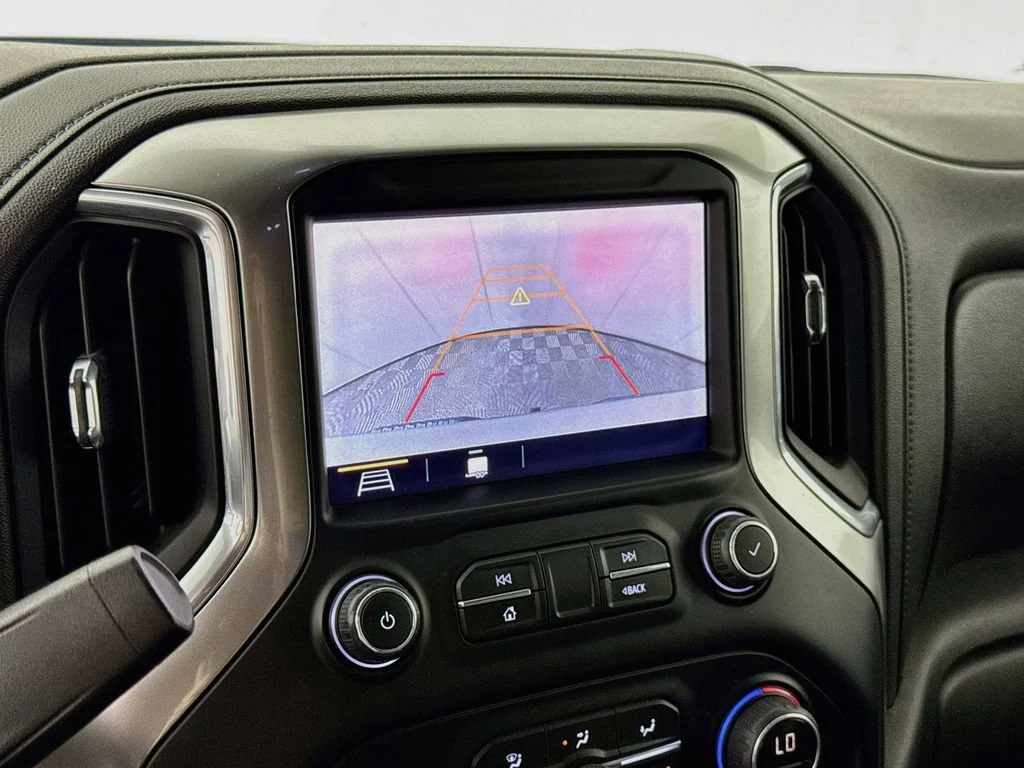 Used 2019 SILVER ICE METALLIC Chevrolet LT Trail Boss image 14