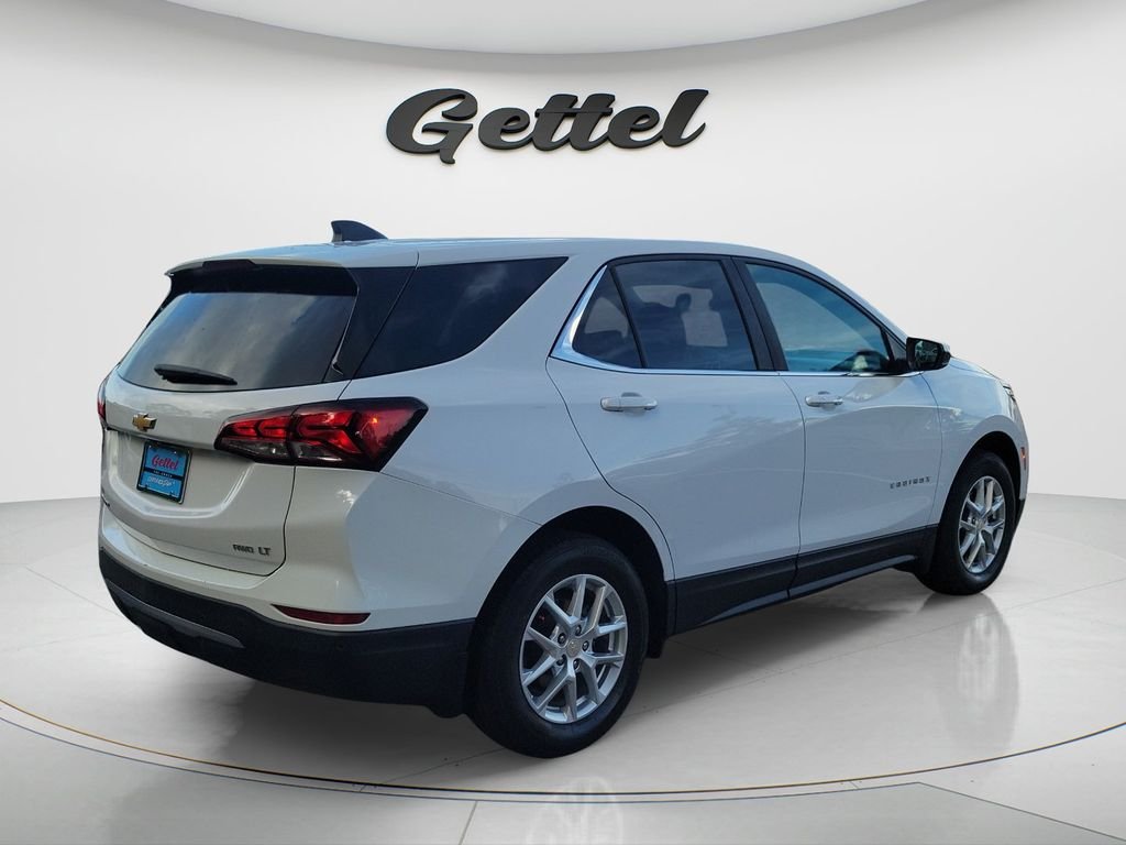 Used 2023 White Chevrolet LT image 5