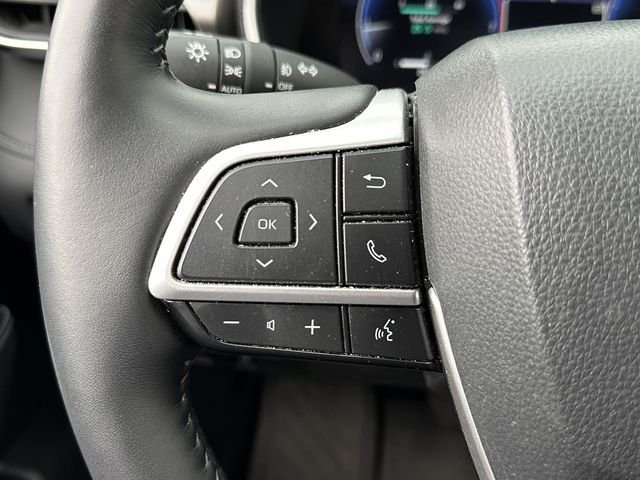 Used 2024  Toyota Limited image 23