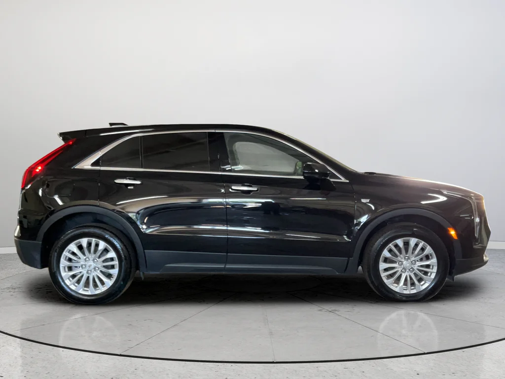 Used 2024 Black Cadillac Luxury image 6