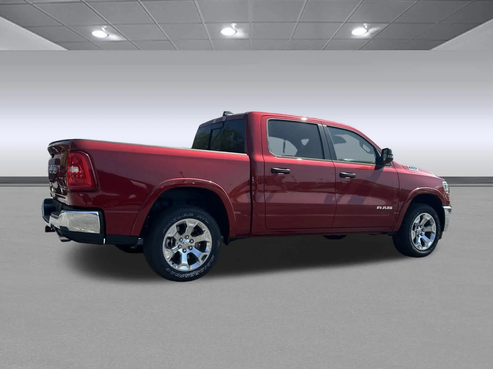 New 2026 Molten Red Pearl-Coat Exterior Paint RAM Big Horn image 5