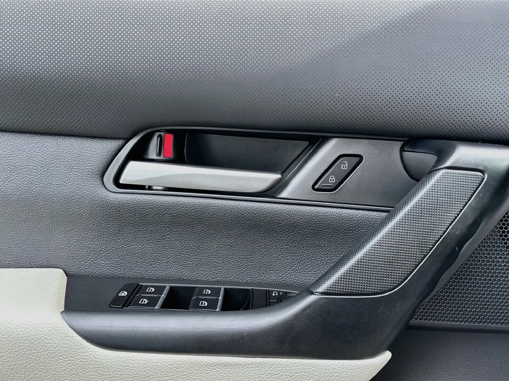 New 2026 Wind Chill Pearl Mazda 2.5 S Preferred AWD image 18