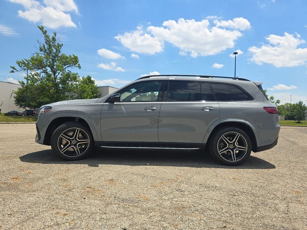 New 2026 MANUFAKTUR Alpine Grey Mercedes-Benz GLS 450 image 13