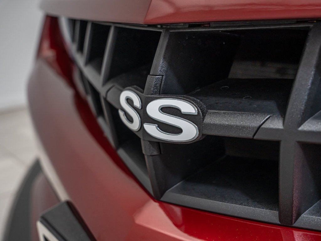 Used 2010 Red Jewel Tintcoat Chevrolet SS image 3