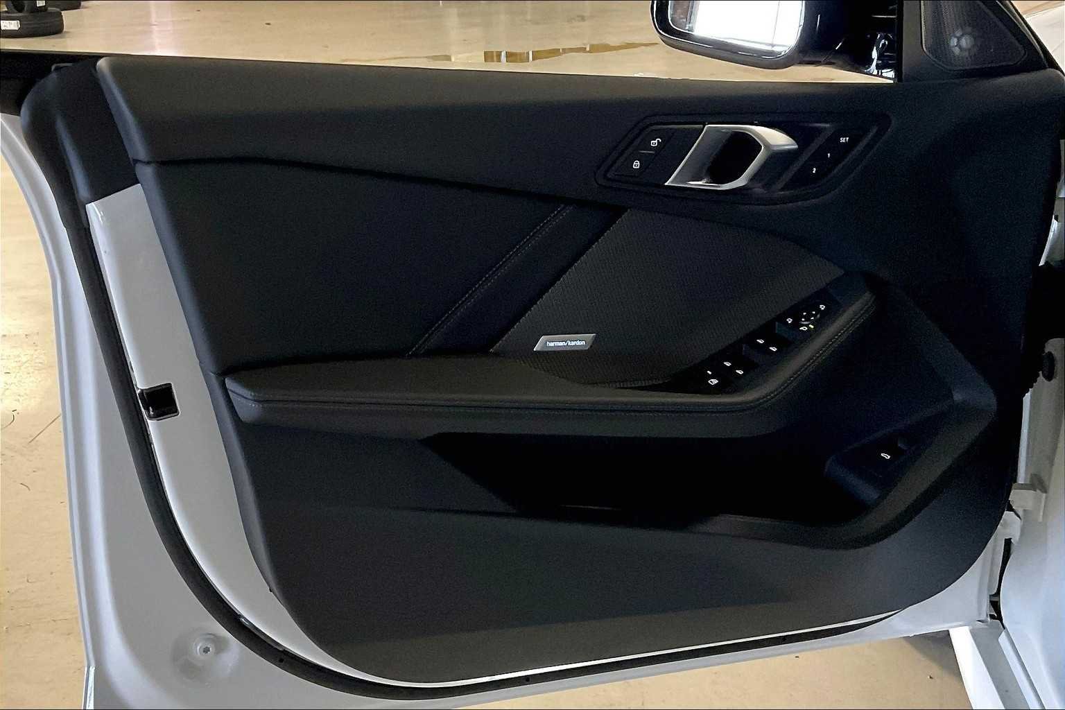 2025 BMW 2 Series M235 - Photo 10