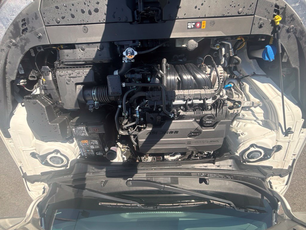Certified Used 2025 White Kia EX image 10