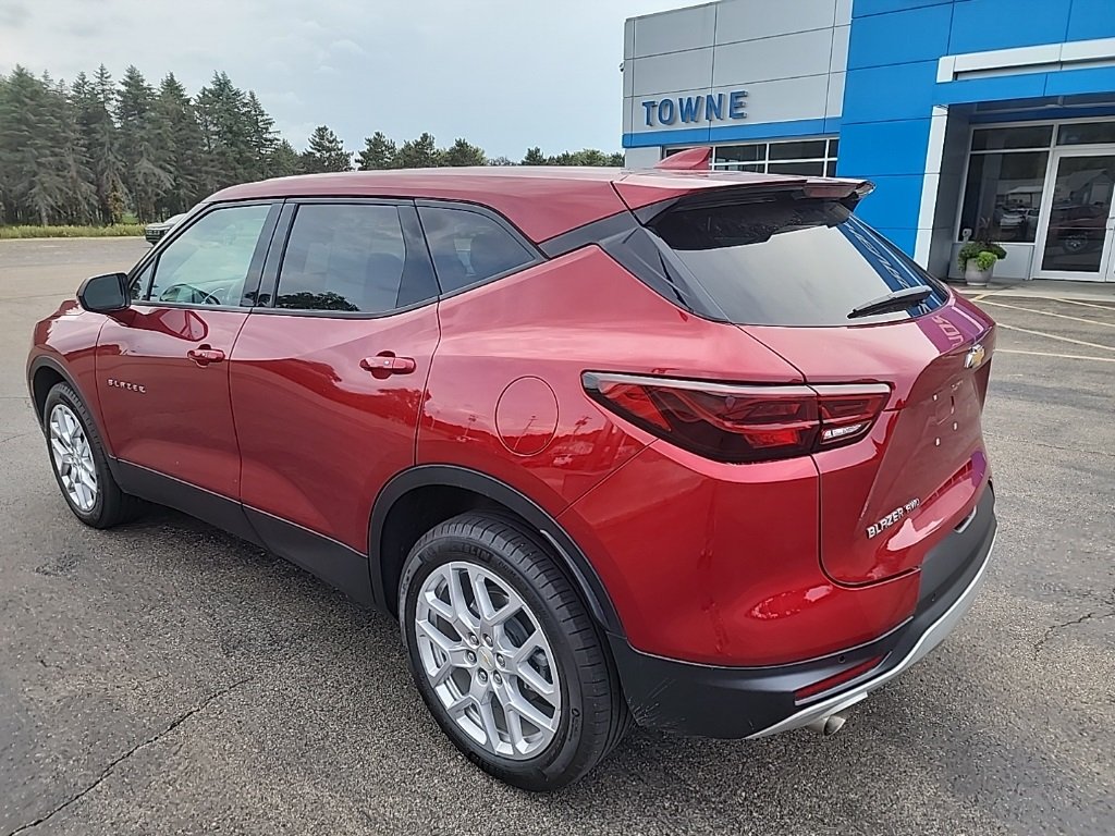 2024 Chevrolet Blazer 2LT photo 3