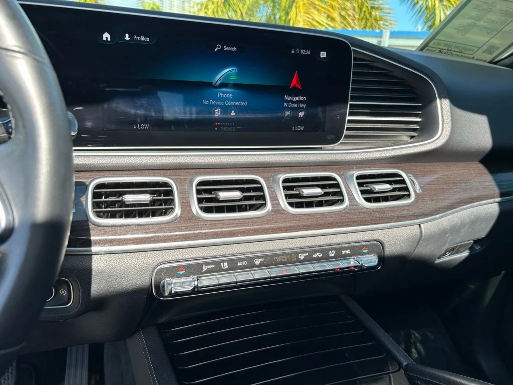 Used 2022 Black Mercedes-Benz GLE 350 image 21