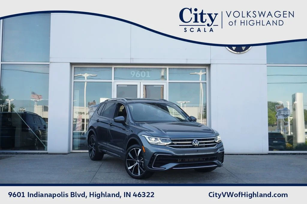 2024 Volkswagen Tiguan 2.0T SEL R-Line 4Motion's photo