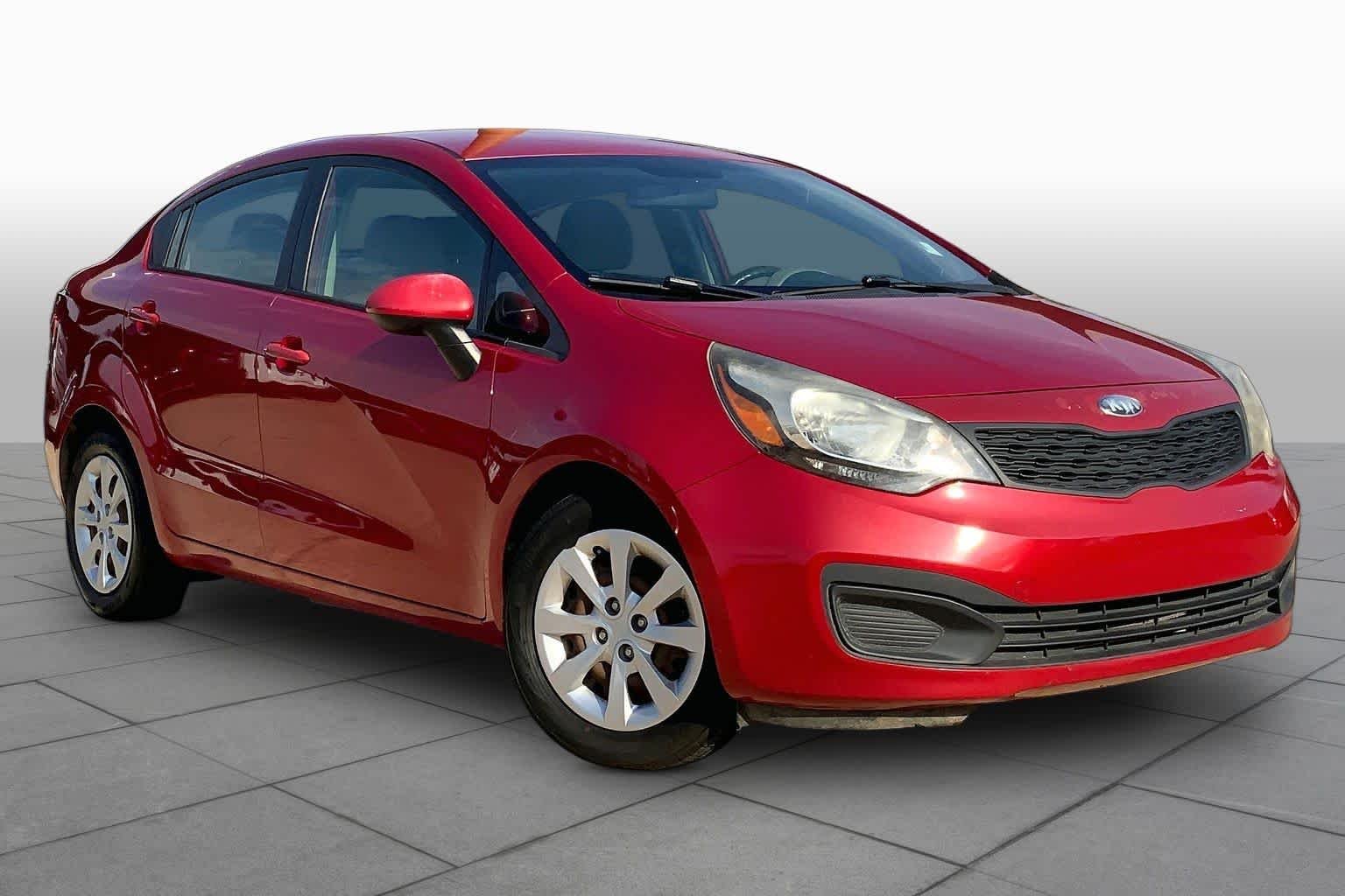 Used 2014 Kia Rio LX with VIN KNADM4A38E6338723 for sale in Oklahoma City, OK