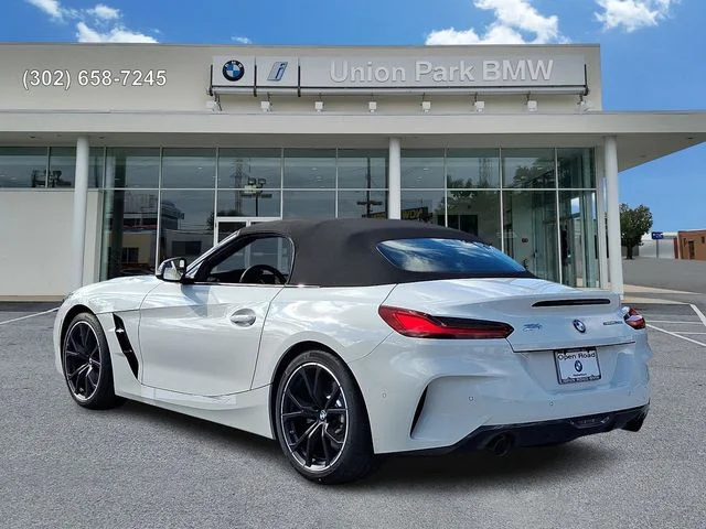 New 2026 Alpine White BMW sDrive30i image 6