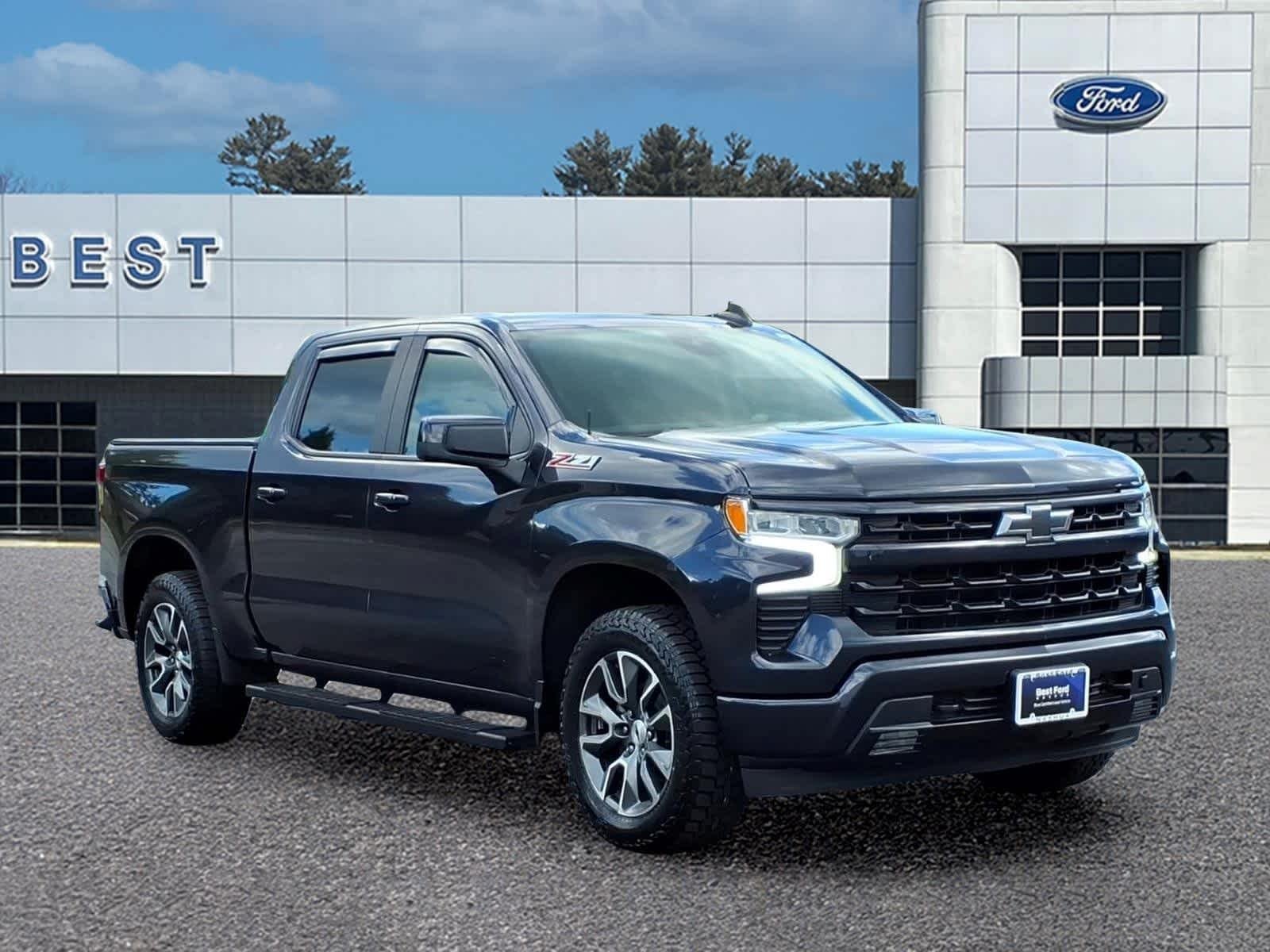 Used 2023 Dark Ash Metallic Chevrolet RST image 9