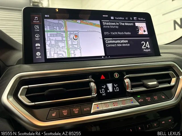 Used 2024 White BMW xDrive30i image 25