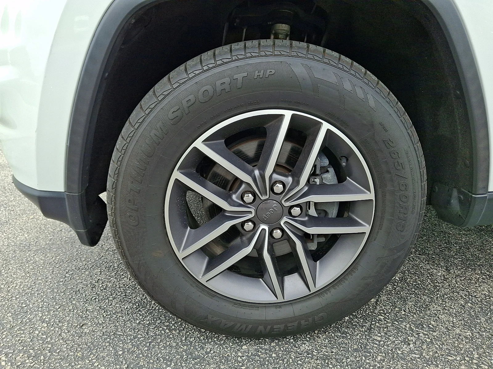 Certified Used 2020 White Jeep Laredo image 29