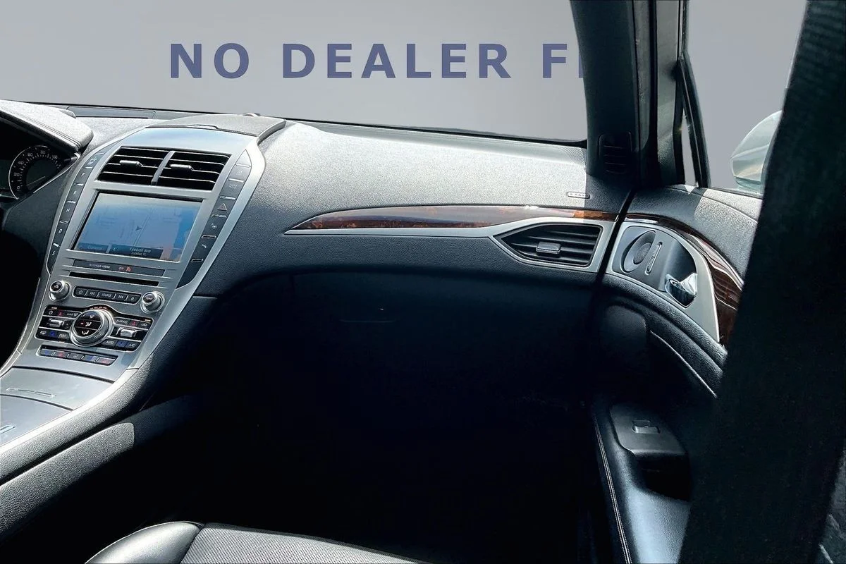 Used 2019 Silver Lincoln Reserve II image 26