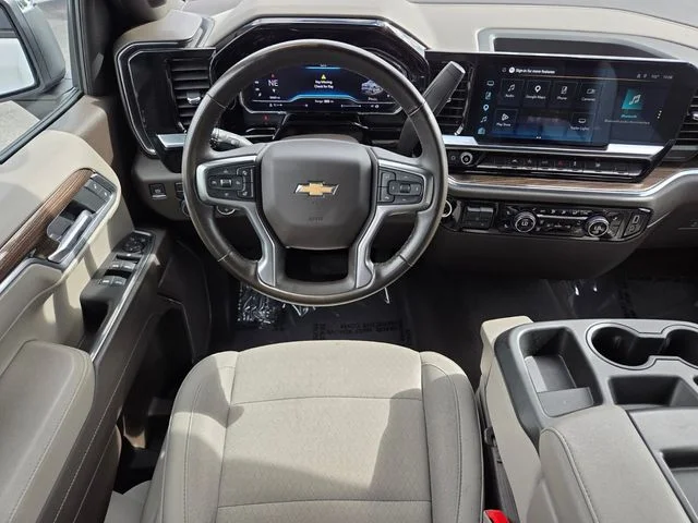 Used 2025 Summit White Chevrolet LT image 11